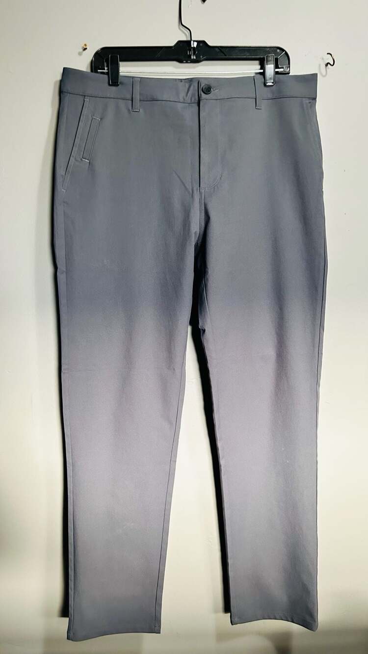 Vuori Meta Pant Size 34 Gray Athletic Fit Chinos. Pc 107